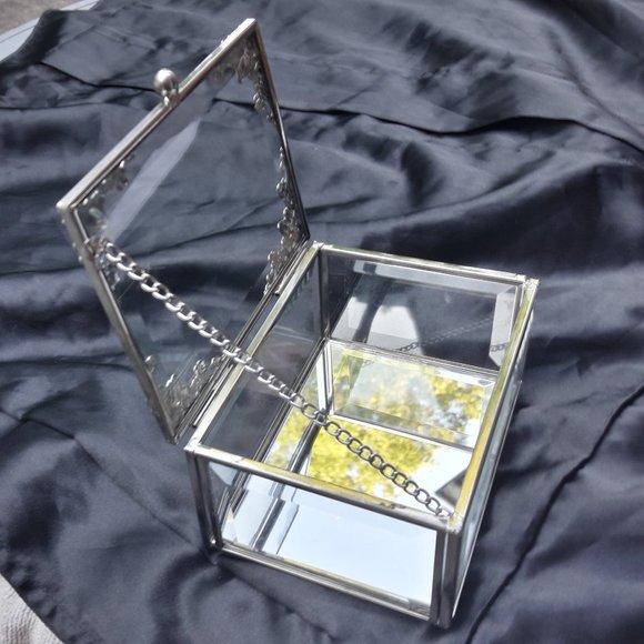 Glass Display Box Silver Metal Trim Beveled - Picture 2 of 7